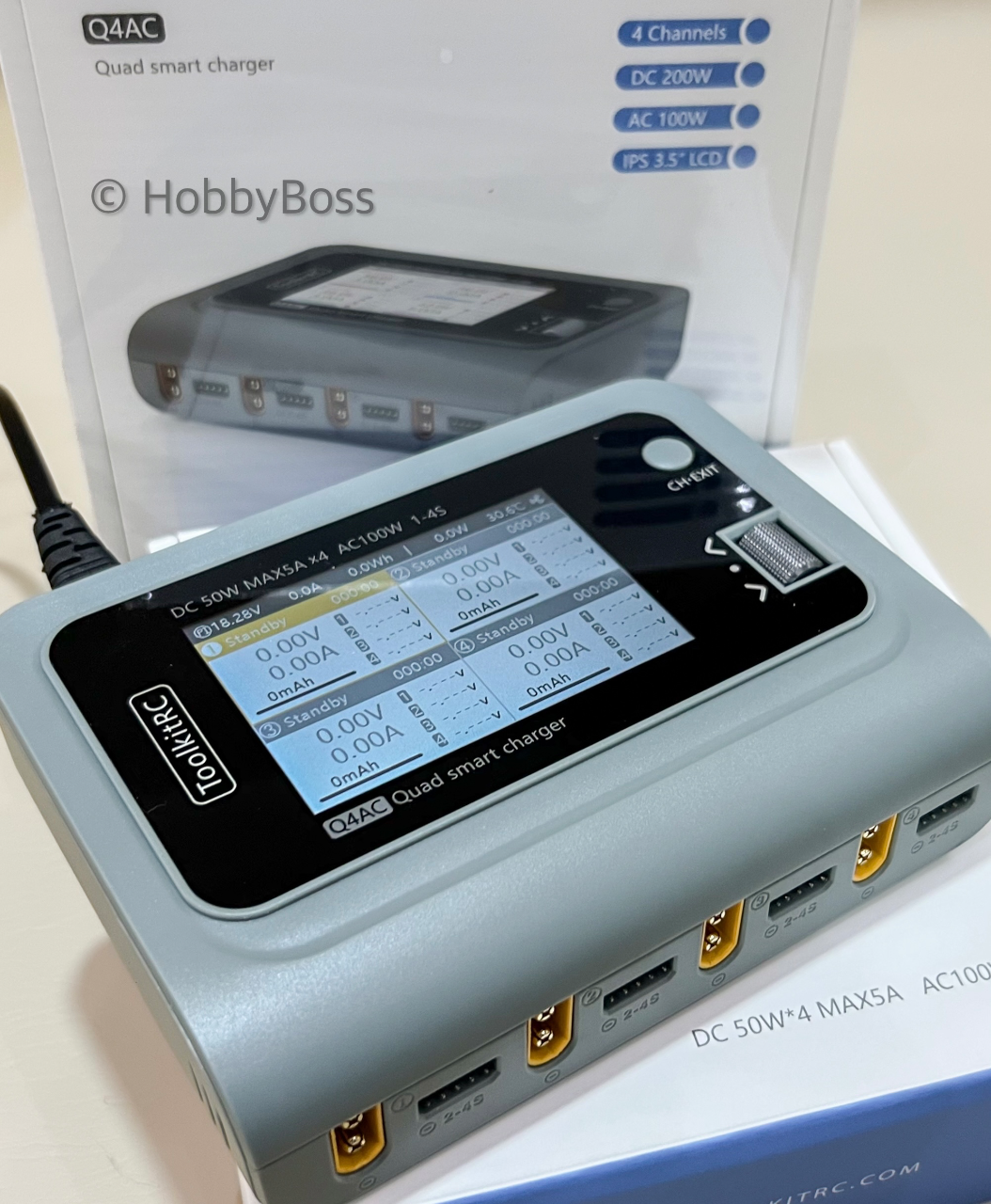 Q4AC Balance Charger ဓာတ်ပုံ 1